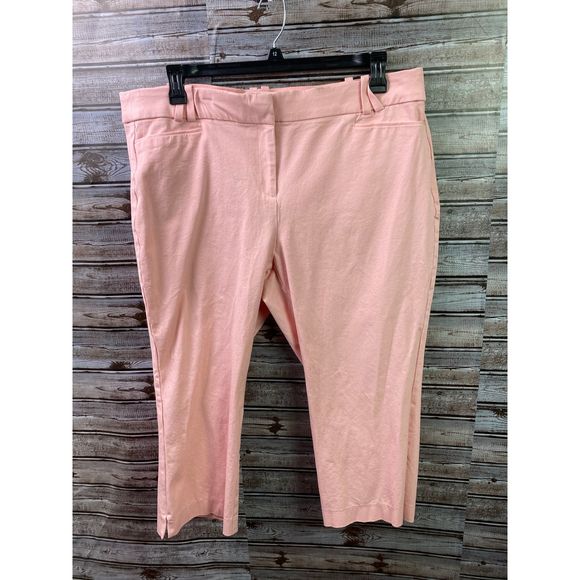 LANE BRAYANT croped pant              RR - Picture 3 of 7